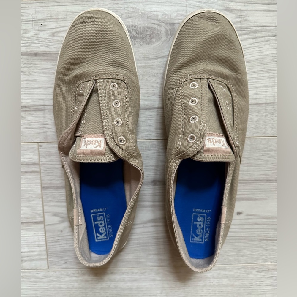 Keds Women’s Chillax Washed Laceless Slip On Sneaker